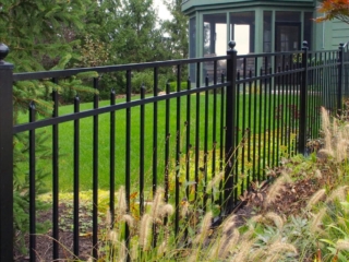 Cincinnati metal fence installation