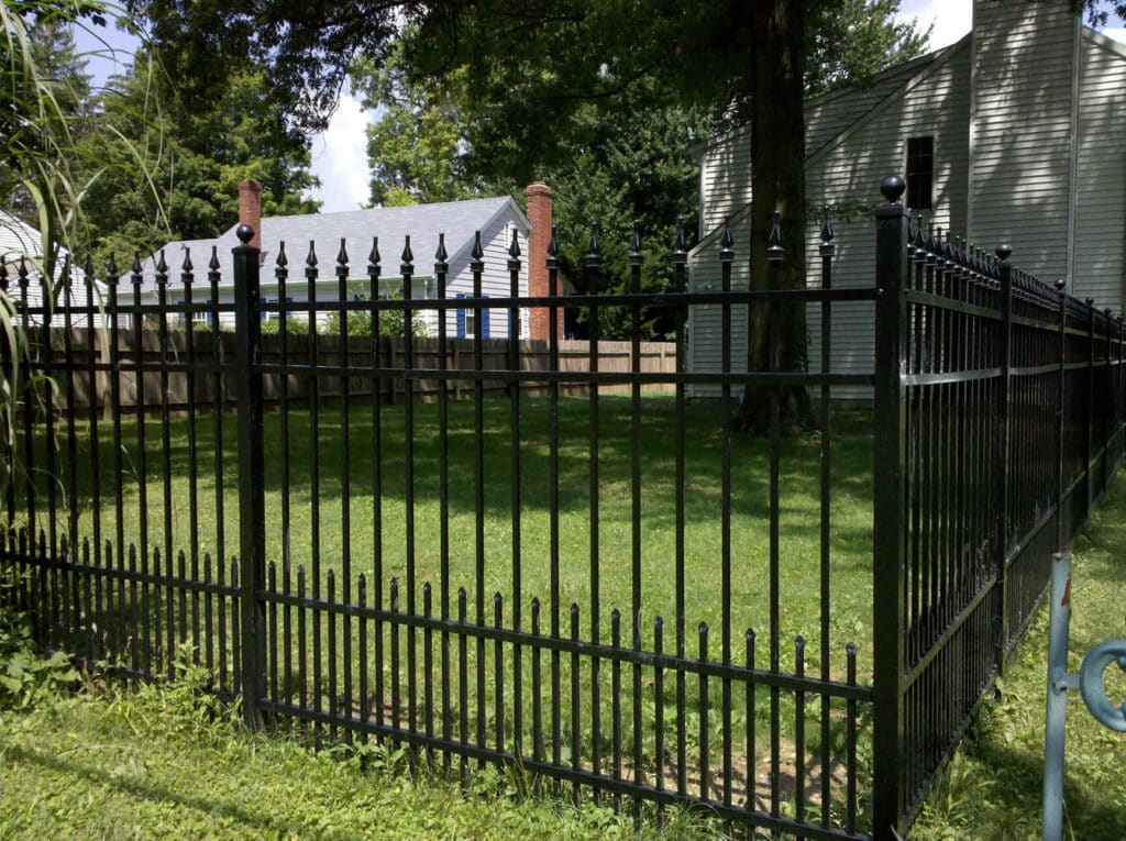 aluminum fencing company in Cincinnati