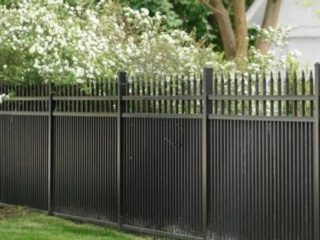 metal fence contractors near Cincinnati