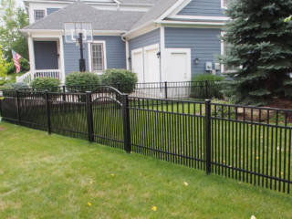 Cincinnati aluminum fencing company