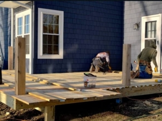 Cincinnati, OH deck construction companies