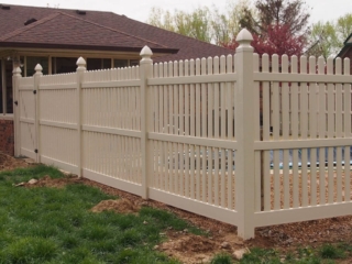 Vinyl semi-private fence installation around Cincinnati