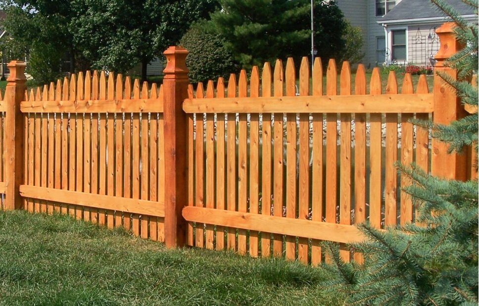 Cedar fencing company in Cincinnati, OH