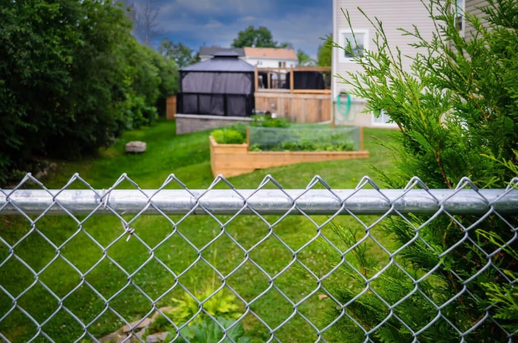 Residential chain link fencing in Cincinnati